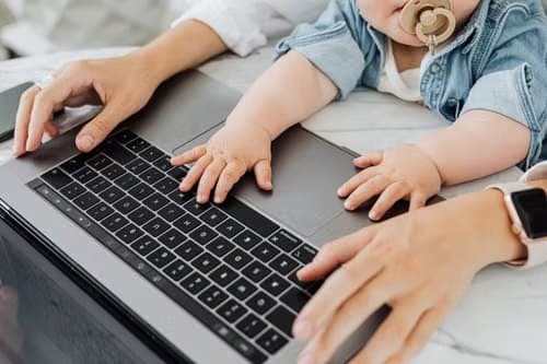 Job hunting on maternity leave: what I learned after being made redundant at 34 weeks pregnant